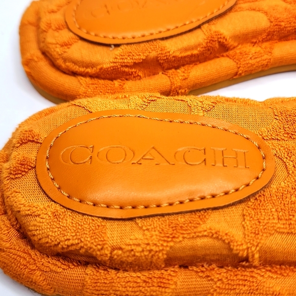 ⭐️COACH 💯 NWT “BRIDGETT TERRY" SLIDERS, SIZE 8-B, PAPAYA COLOR - Picture 8 of 16